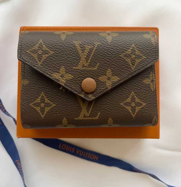 LV Compact Wallet - vue 1